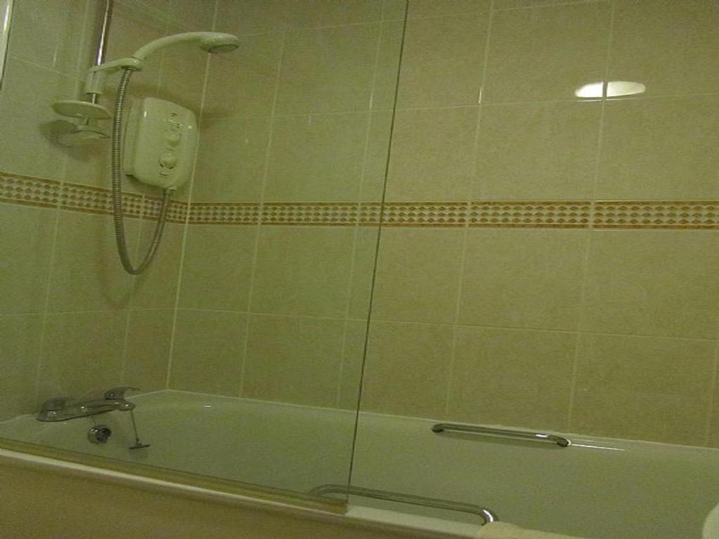 Bridge Street Apartments Інвернесс Номер фото